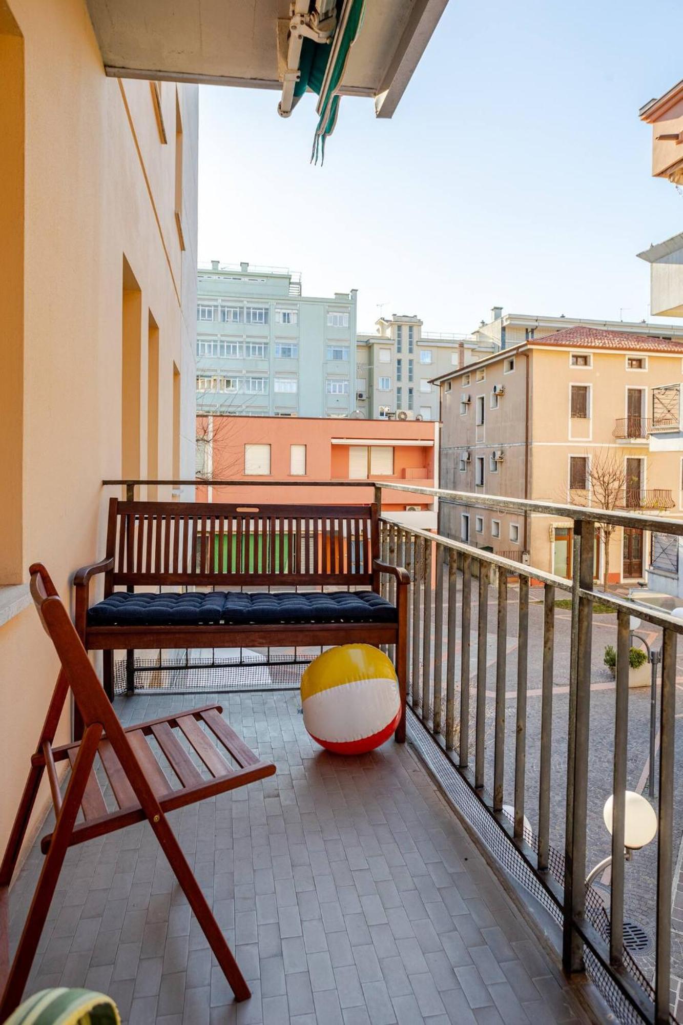 Sunny Home, Appartamento In Centro E Vicino Alla Spiaggia Grado Dış mekan fotoğraf