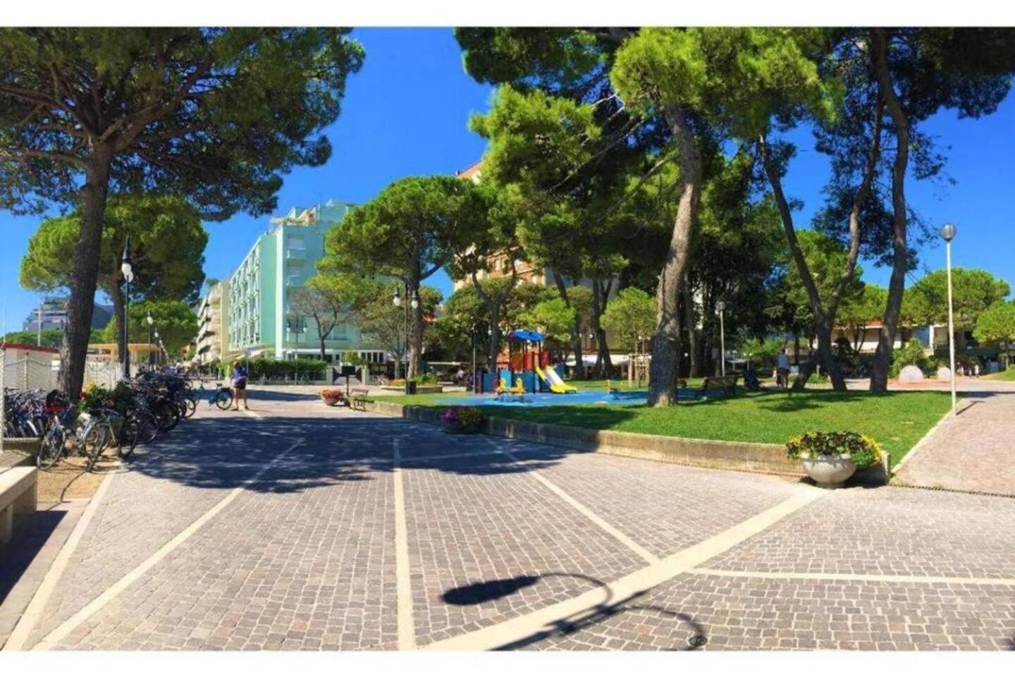 Sunny Home, Appartamento In Centro E Vicino Alla Spiaggia Grado Dış mekan fotoğraf
